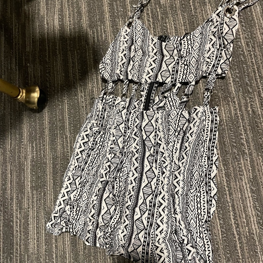 Romper black and white, small